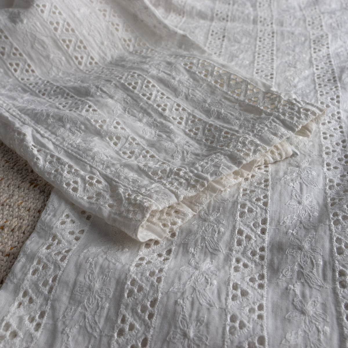 Vintage VERSUS VERSACE 90s White Eyelet Lace Trousers | Gold Lion Buttons | Broderie Anglaise | High Waisted Summer Pants | Size XXS (24")