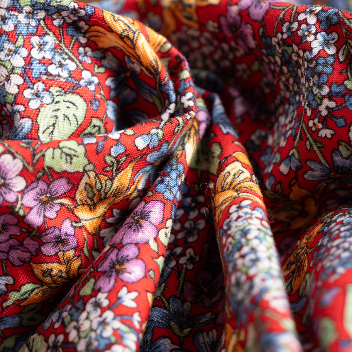 Archival Nina Ricci NOS Shirt 90s Floral Print Red Unisex Deadstock Museum Quality Dandy Androgynous Style Size M L
