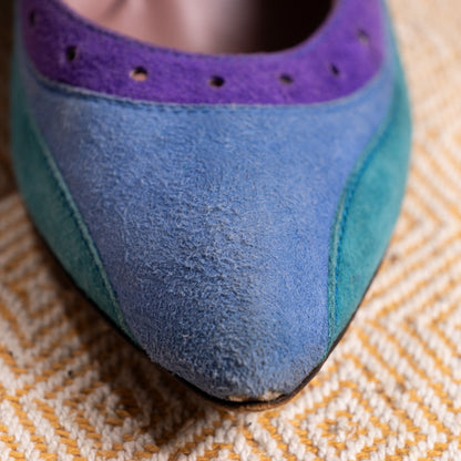 Museum Grail Fall/Winter 2005 Miu Miu Runway Colorblock Suede Pumps - As Worn by Marta Berzkalna Look 21 - Size IT 38.5