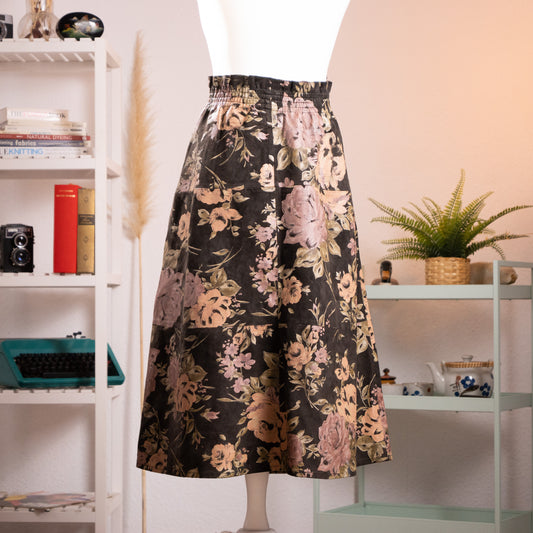Archival Roberto Cavalli baroque floral tapestry printed leather midi skirt from the FW 1999 runway collection, front view on a mannequin.
