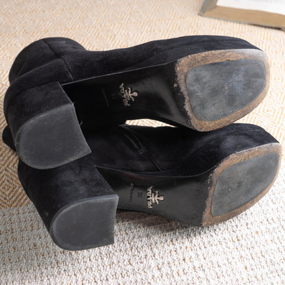 Prada Milano Archival Boots Metal Logo Chunky Platform Sole Black Suede Block Heel 90s Vintage Authentic Luxury Made in Italy Size EU 38 UK 5