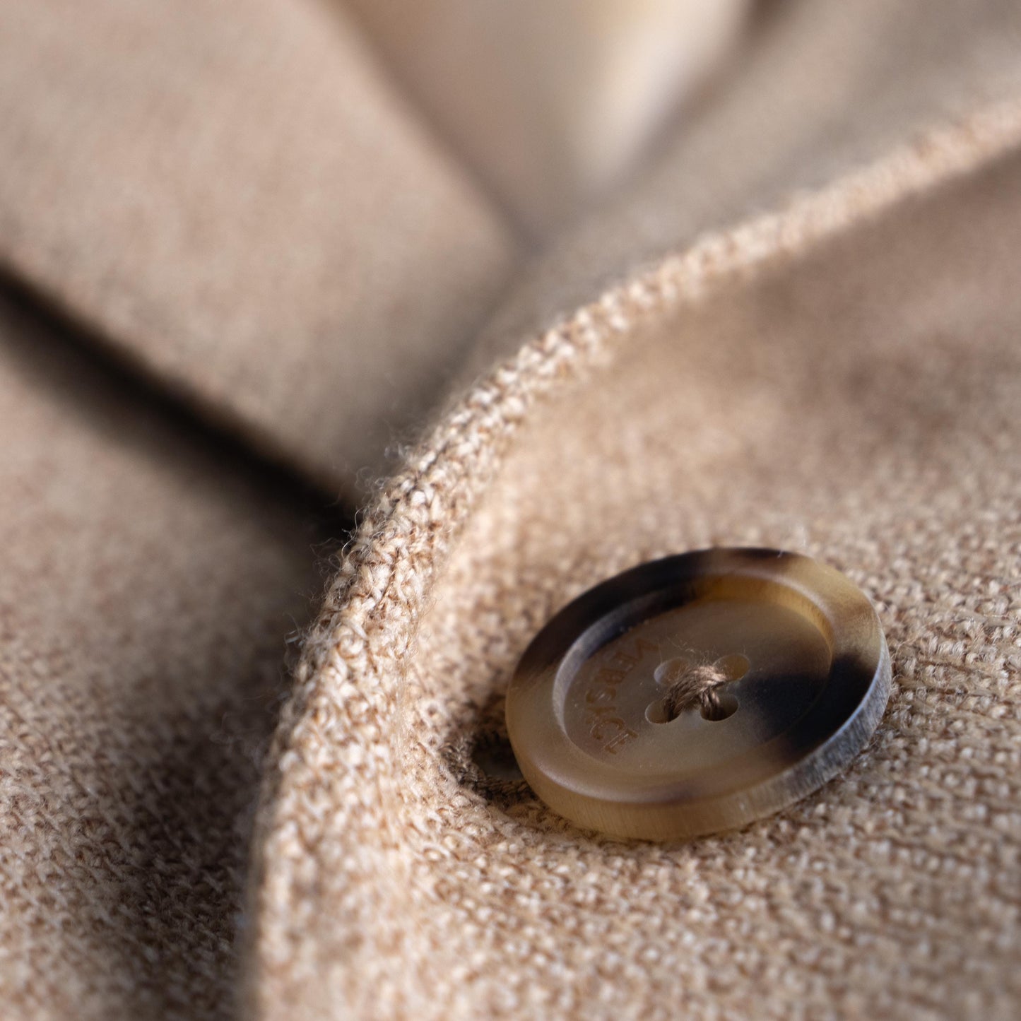 Archival GIANNI VERSACE Couture FW1995 Hidden Medusa Trompe-l’Œil Silk Lined Cashmere Blazer - Rare Drop 8 Size IT 52