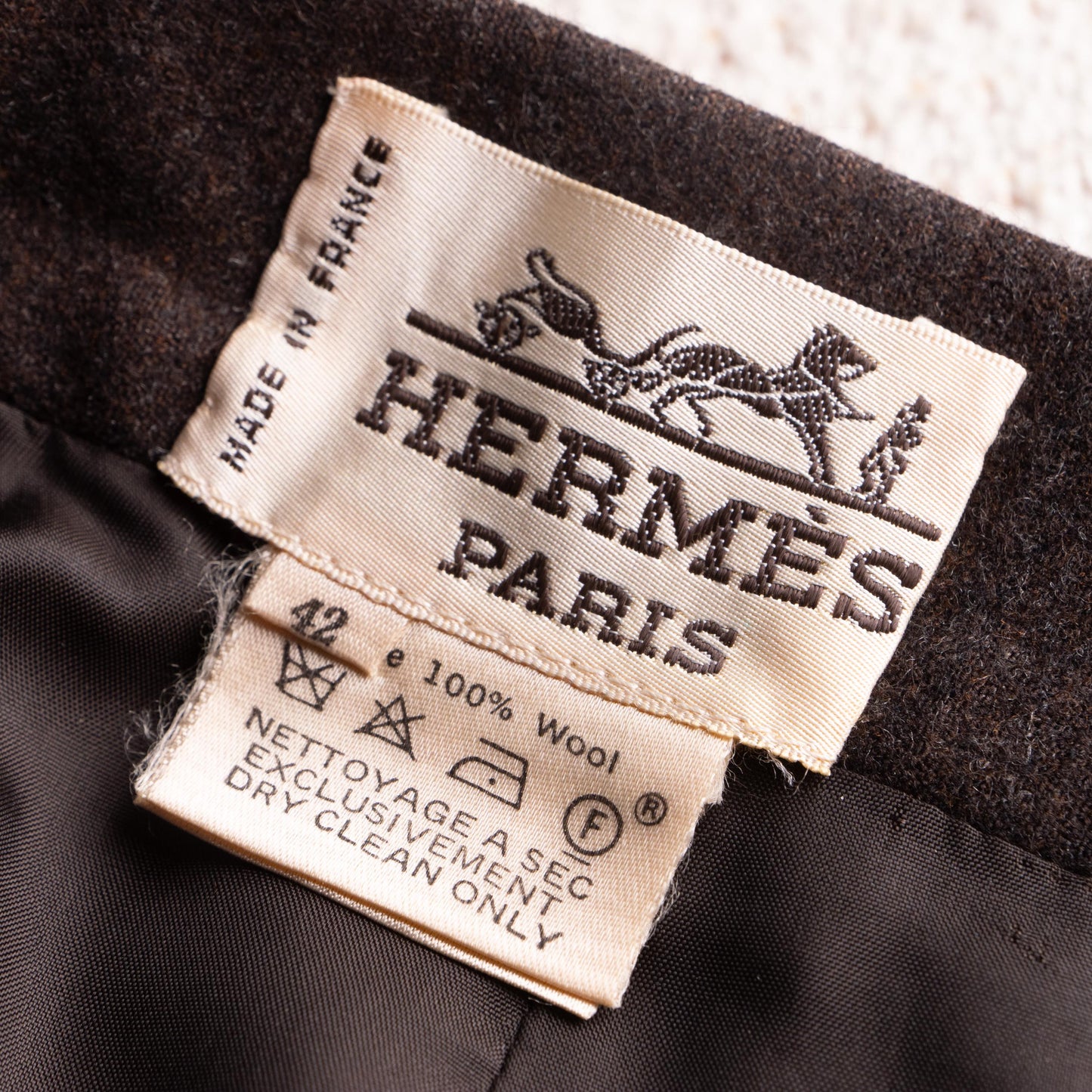 Archival HERMÈS Late 1980s Marron Foncé Virgin Wool Skirt - Rare Winged Utility Pockets S