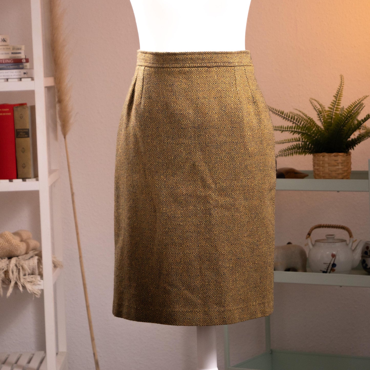 Archival Yves Saint Laurent Rive Gauche 70s Geometric Diamond Jacquard Wool Skirt – olive gold wool with all-over woven diamond lattice jacquard pattern, high waist with structured waistband, front pleat, straight pencil silhouette, knee length, museum quality YSL vintage, product shot on dress form